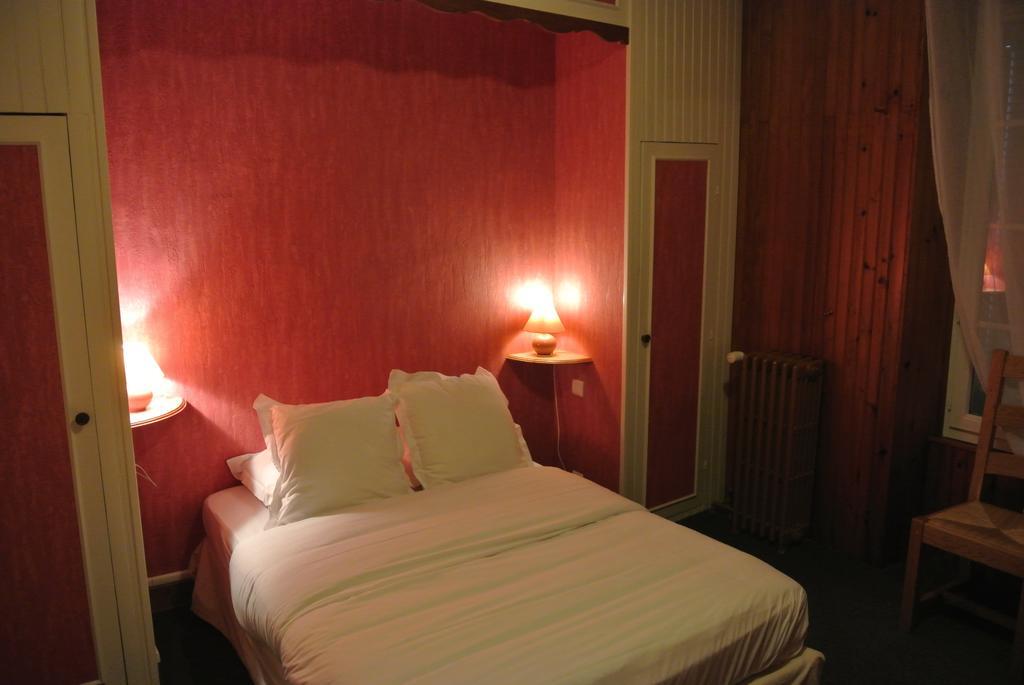 Hotel Le Central Boussac  Cameră foto