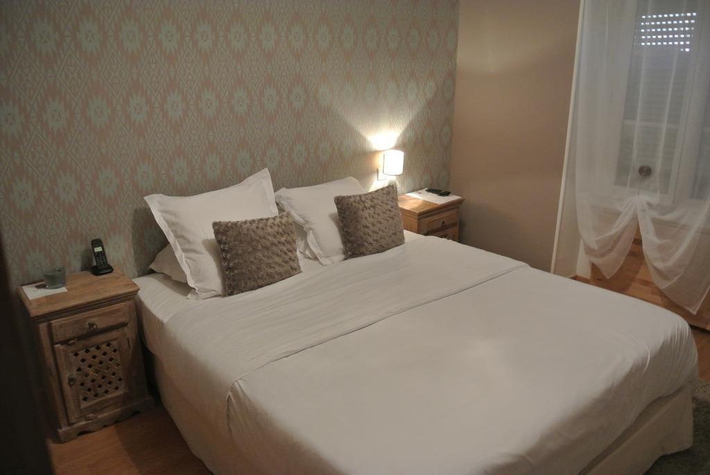 Hotel Le Central Boussac  Cameră foto